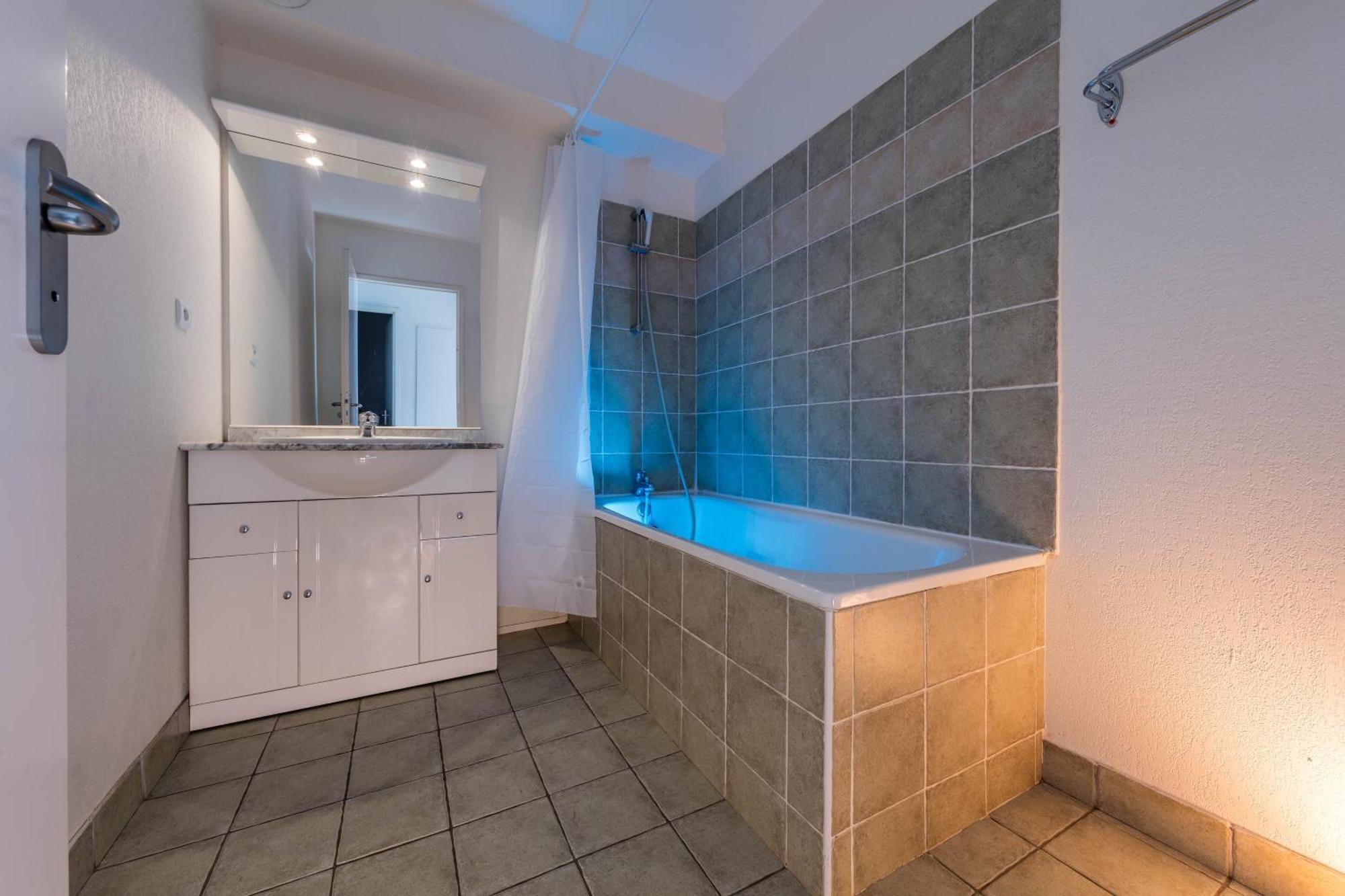 Noemys Toits Du Devoluy Aparthotel Les Cypieres Bilik gambar