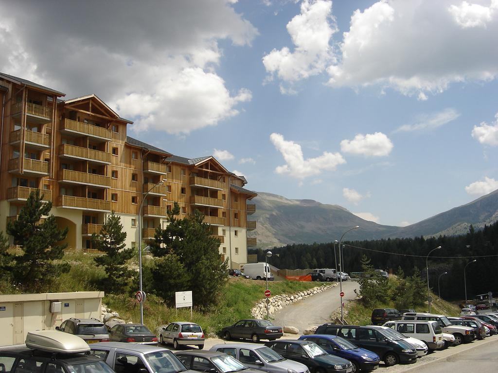 Noemys Toits Du Devoluy Aparthotel Les Cypieres Luaran gambar